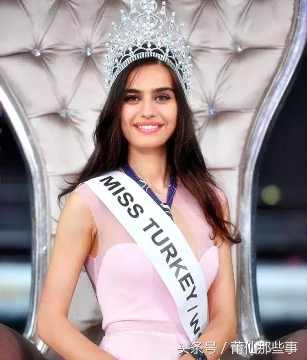 世界杯太太天团惊艳全场,2018世界杯太太团惊艳全场