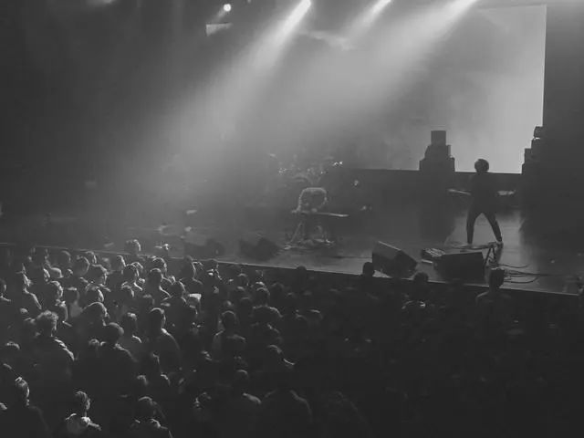 「6月24日」沼泽乐队「争鸣二十年」巡演到南宁——前无古人电古琴，纵横天下琴箫摇