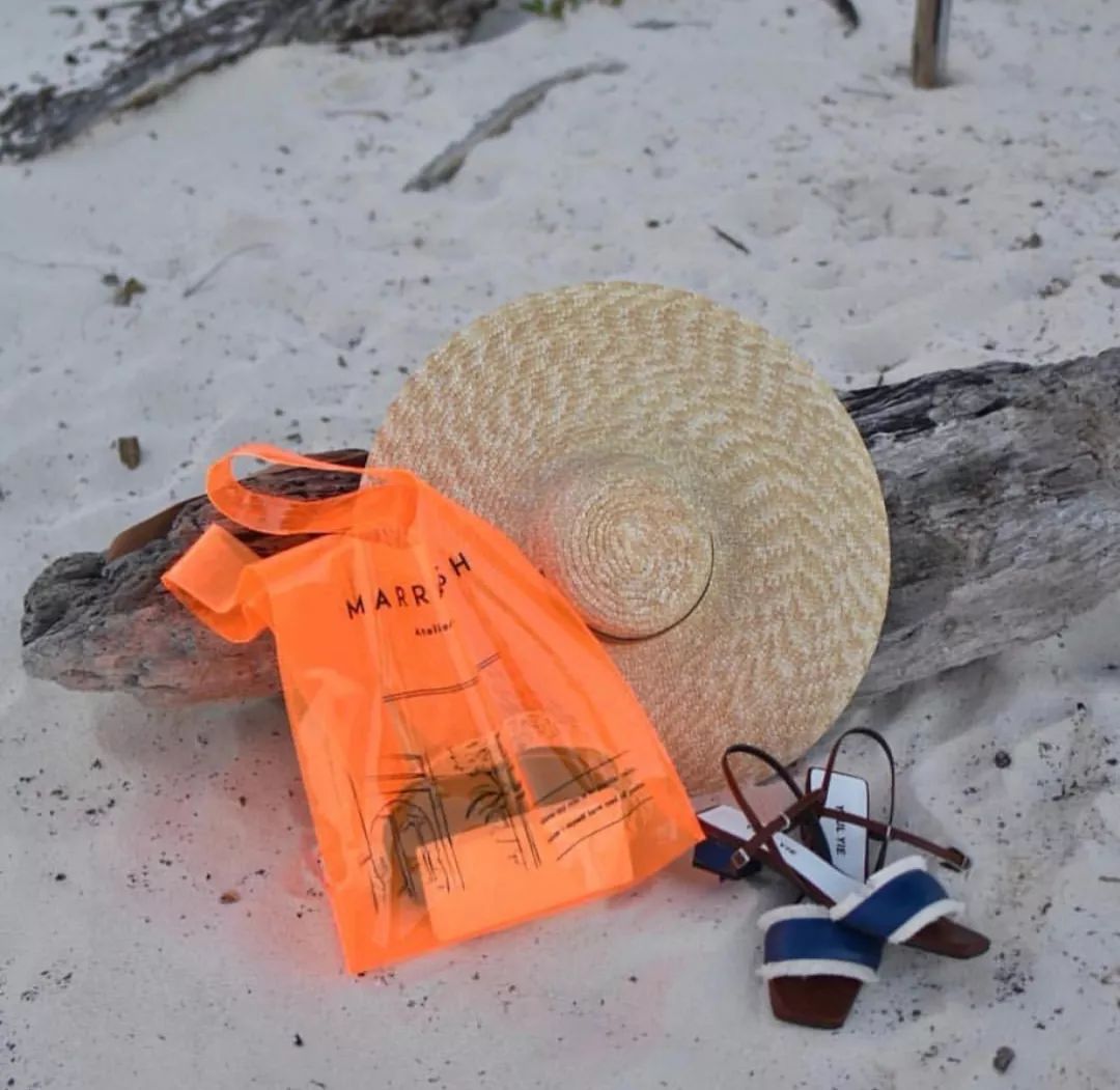 你还在花钱买电脑吗,你还在花钱买游戏吗