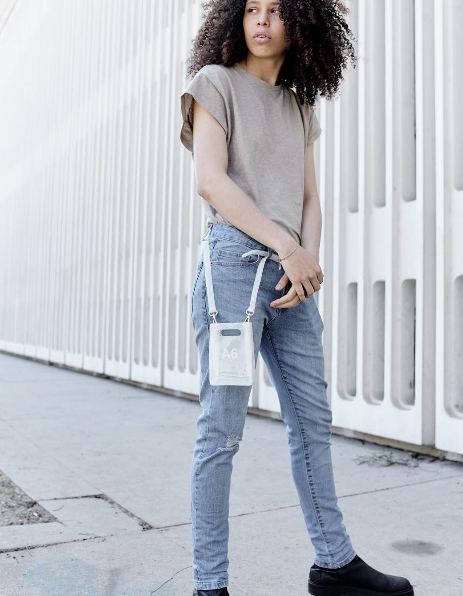 你还在花钱买流量吗,你还在花钱买手机吗