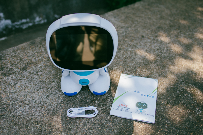 小乐智能教育机器人多少钱,小乐智能教育学习机