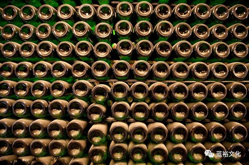 探索世界各地葡萄酒庄,探访世界酒庄