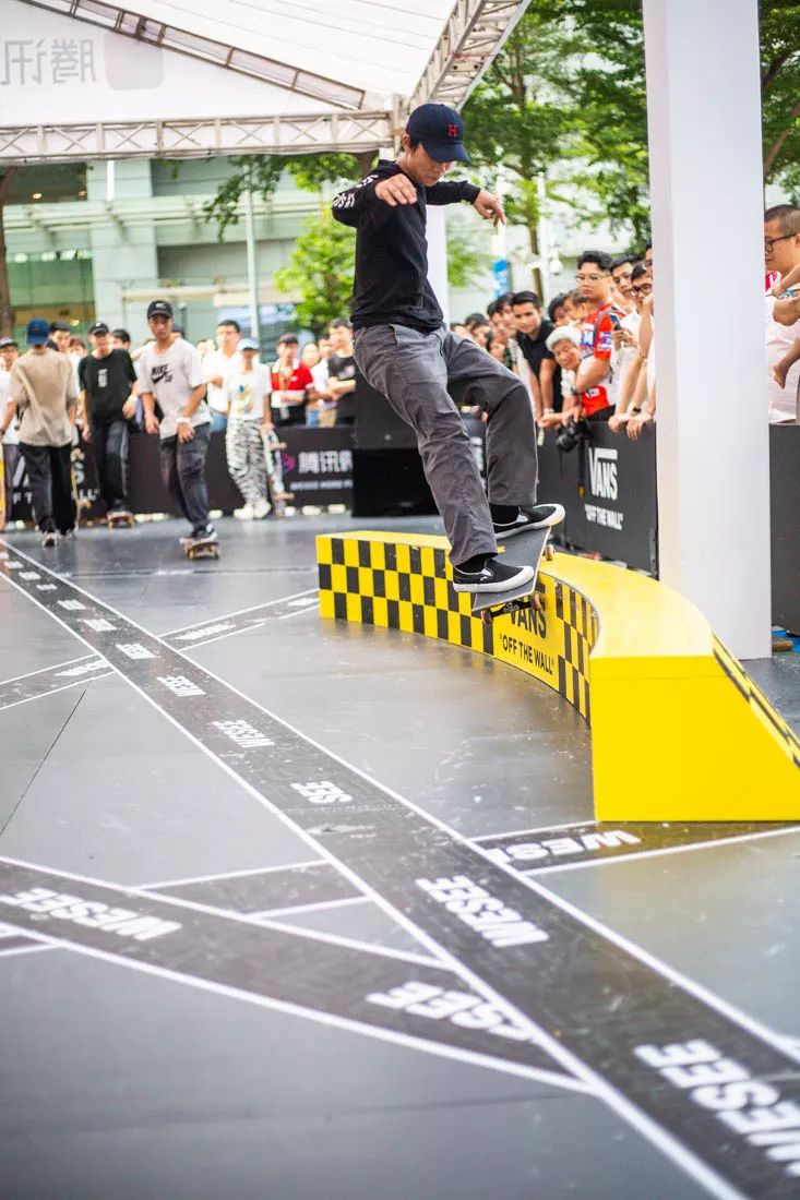 vans滑手视频,vans滑板活动