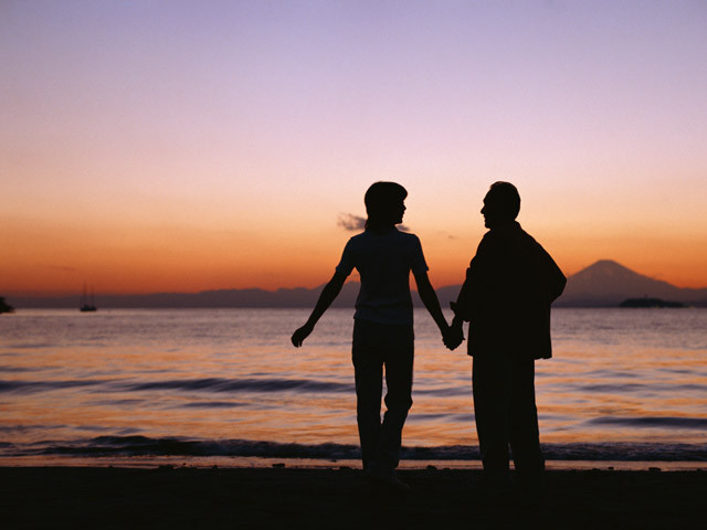 结婚七年丈夫在外面有了孩子,结婚7年有个孩子怎么办