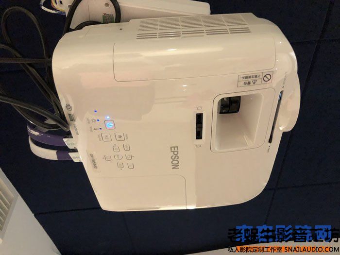 贴满瓷砖的影音室还有救吗？朱家角私人影院调试笔记