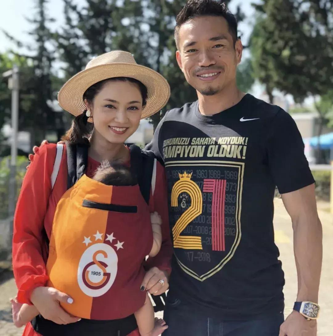 日本男足太太团火了！个个貌美如花，网友：好多眼熟的！