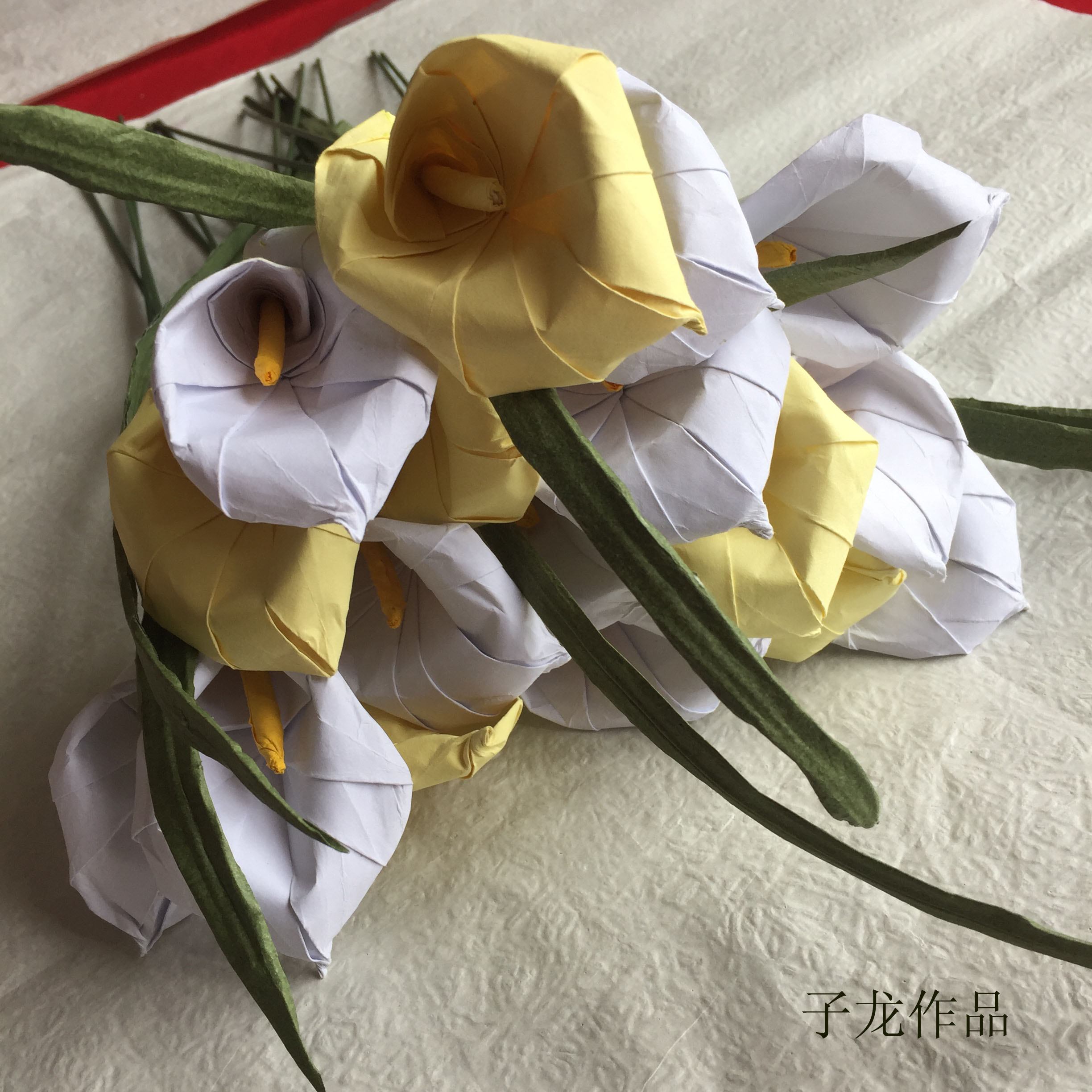 折纸马蹄莲花步骤,清明折纸白色马蹄莲花