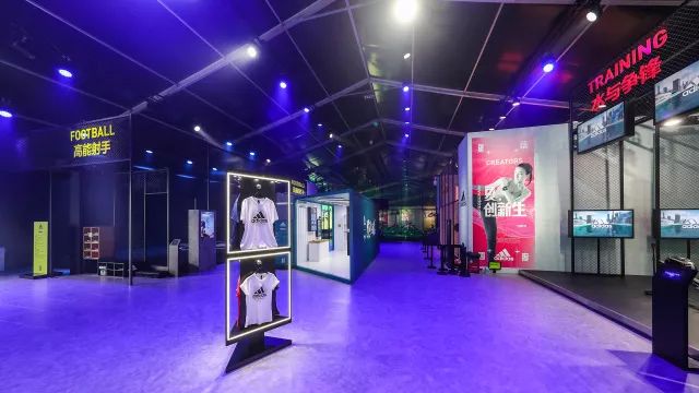 adidas打卡,打卡新建网红地