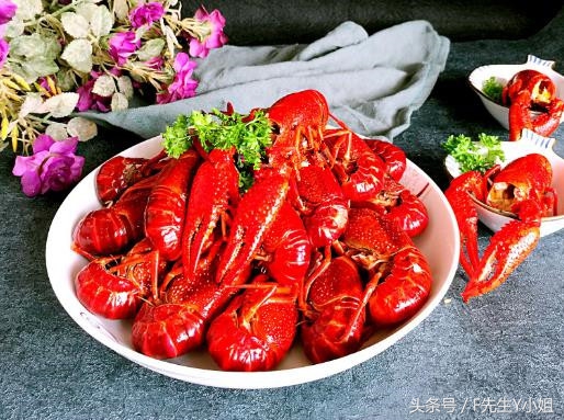 美味小龙虾的15种家常做法,大厨红烧小龙虾尾怎么烧最好吃