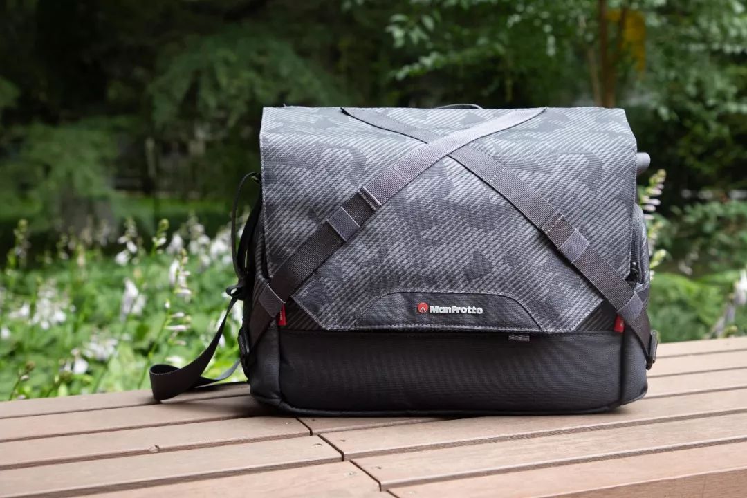 和变形金刚照相,婚纱和变形金刚