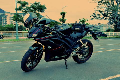 最便宜的碳纤维头盔全盔多少钱,nitek碳纤维头盔怎么样