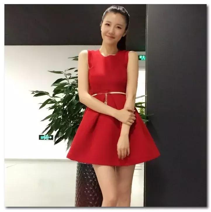 世界杯女球迷素材,世界杯女球迷翻译