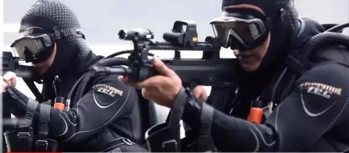 兵锋95步枪魔改版本,95魔改步枪长弓配件