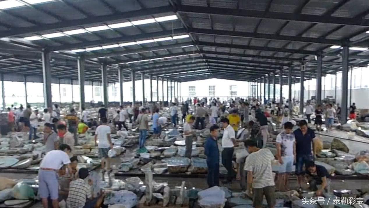 泰勒彩宝带您走进缅甸最大的翡翠市场