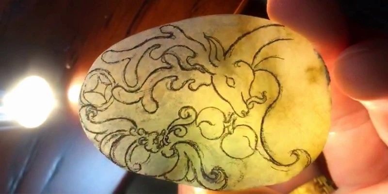 朋友淘的一公斤翡翠原石,朋友买了块玉石