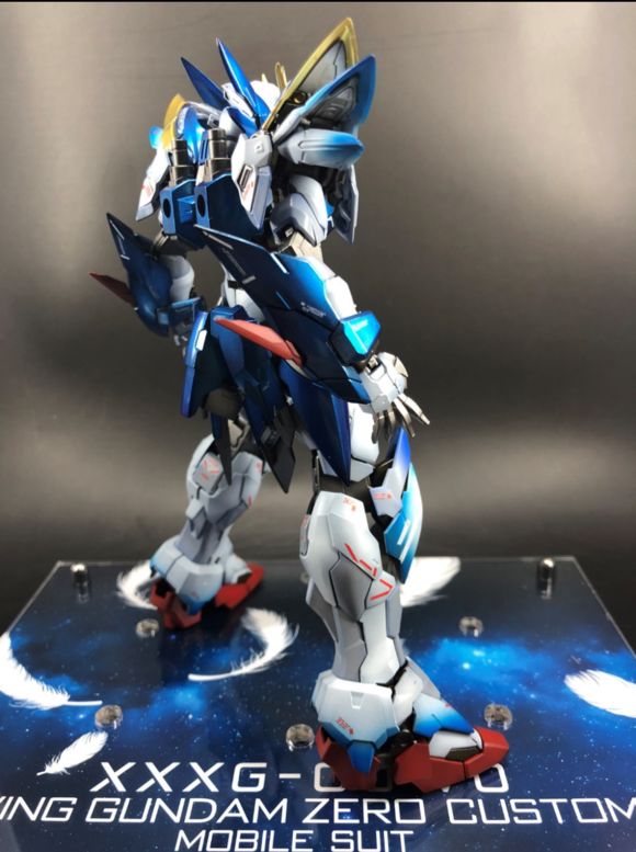 佳作：炒冷饭的阿迪达斯hirm飞翼高达，老衲作品