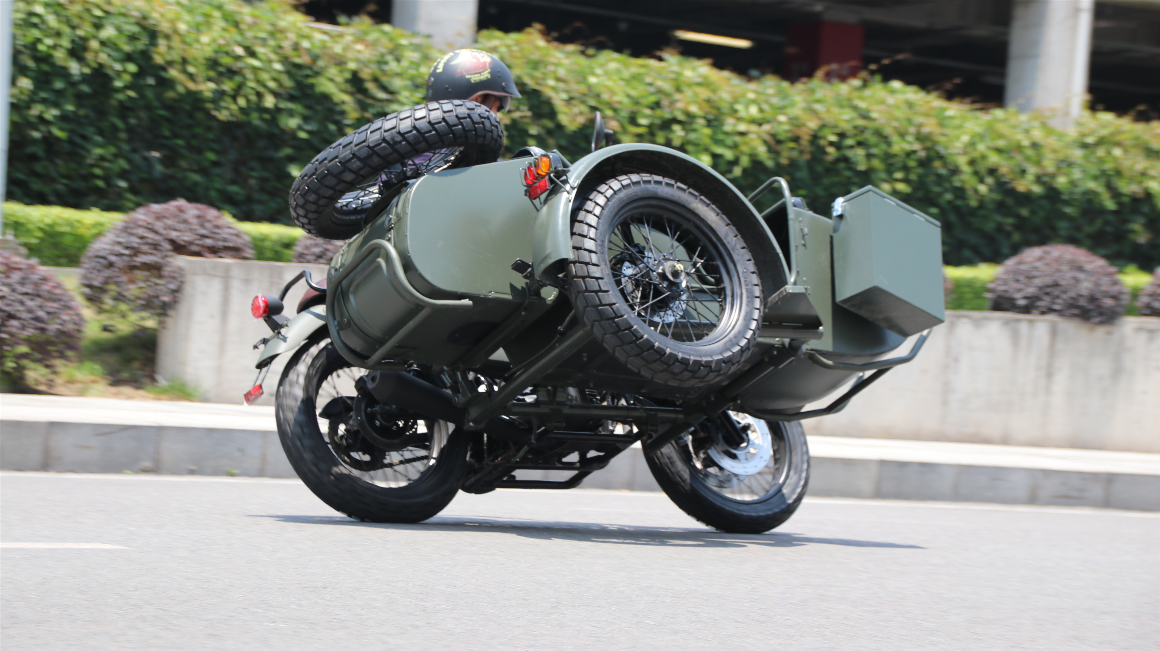 越野摩托水冷300推荐,银钢悍路者300摩旅