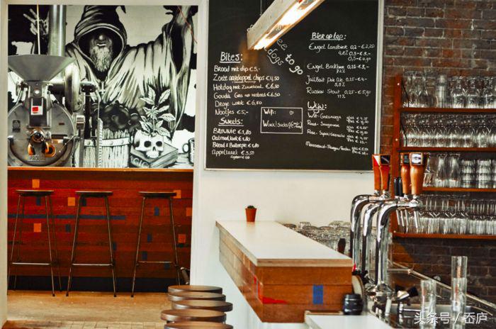 这个人均咖啡4杯的国家，除了梵高郁金香，有哪些咖啡馆值得逛