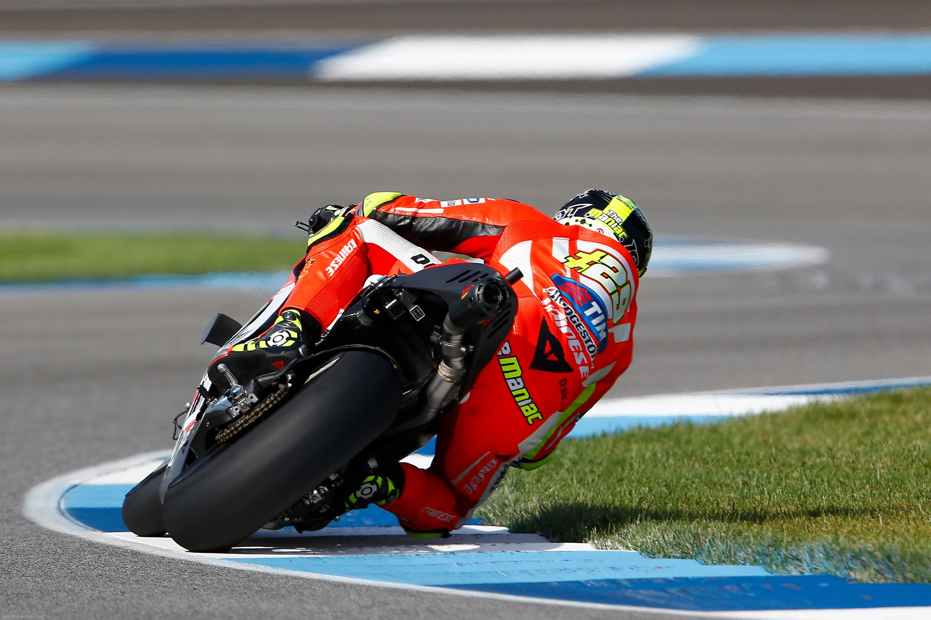 摩托车弯道失误全过程,摩托车常见的操纵失误