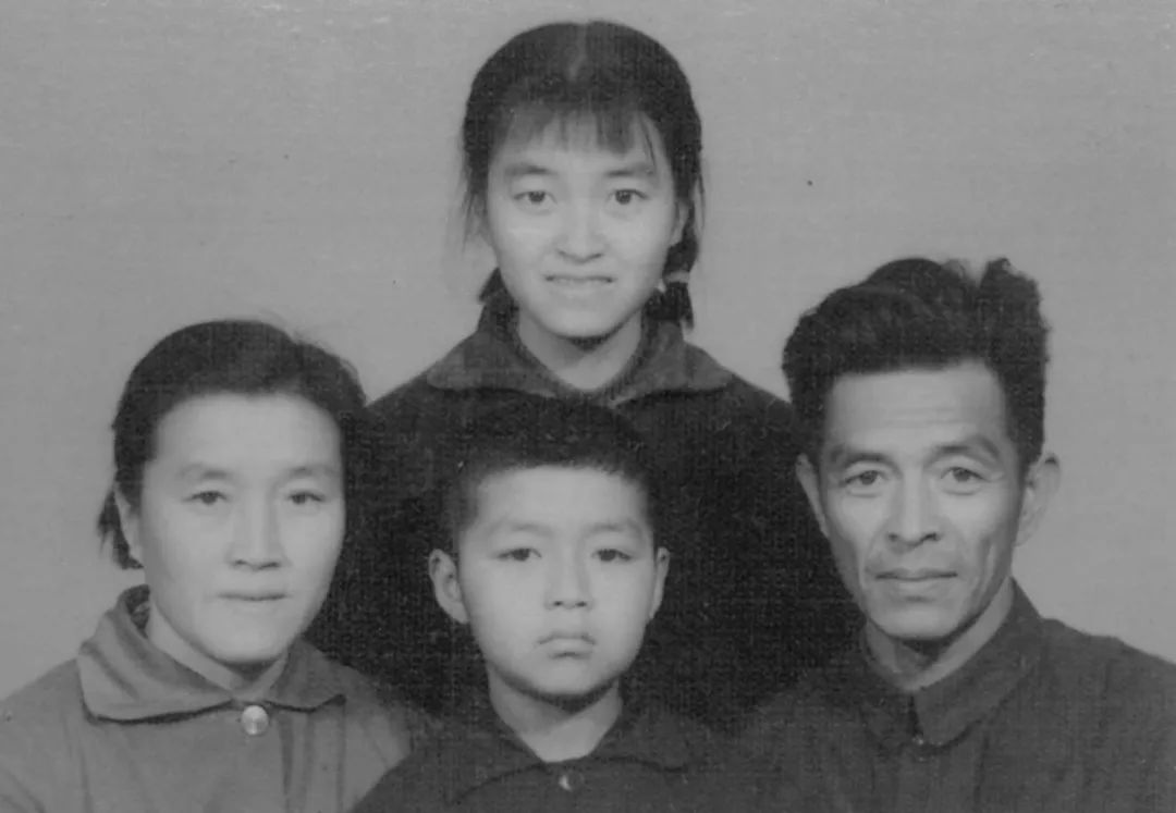 为什么大连发生宝马撞车事件，我却想到了褚时健？