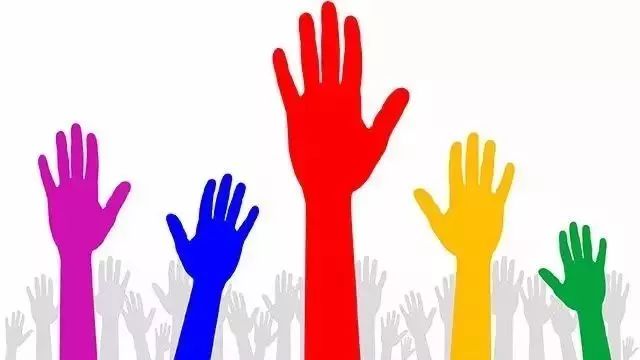 招募|2018百威“世界杯嘉年华”招募志愿者,与明星、职场精英零距离,享受电音与足球的狂欢!