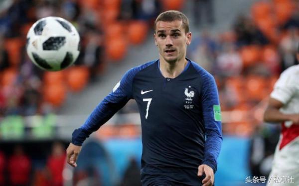 足球界那些帅到爆的发型,足球球星发型中长发