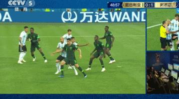 梅西妻子领衔阿根廷最美太太团观看生死战，阿根廷上演胜利大逃亡