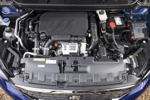 “LV”大师设计，搭四连冠发动机，购置税全免，你不能错过！