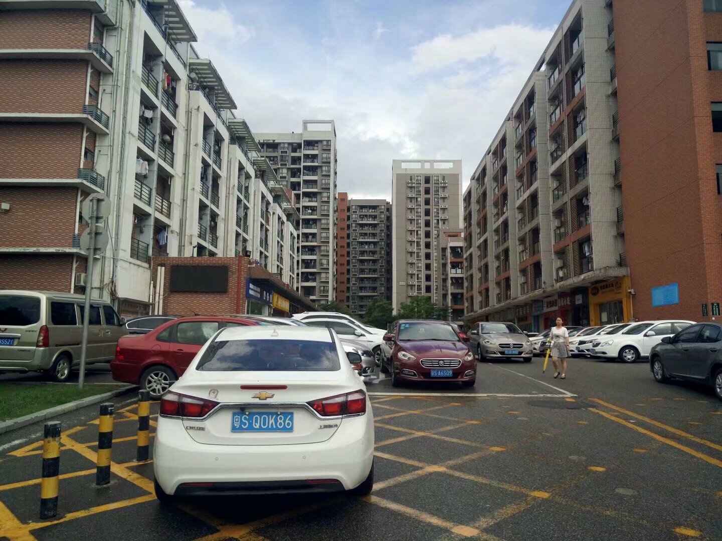 东莞松山湖目前工厂最新招聘,东莞松山湖最新工厂招聘信息