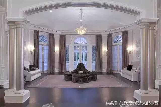 梅西和c罗的房子长啥样,梅西c罗内马尔小贝