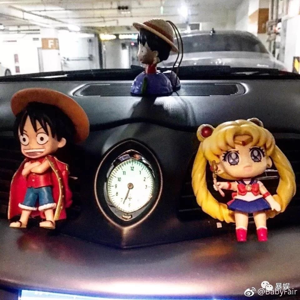 吴宣仪穿a货,吴宣仪杨超越逛街