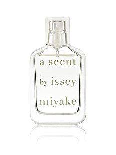 十大最值得入手的小众香水持久,小众特色香水雪松味香水