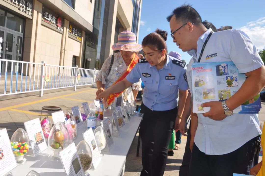 普法进行时直播,普法宣传活动现场