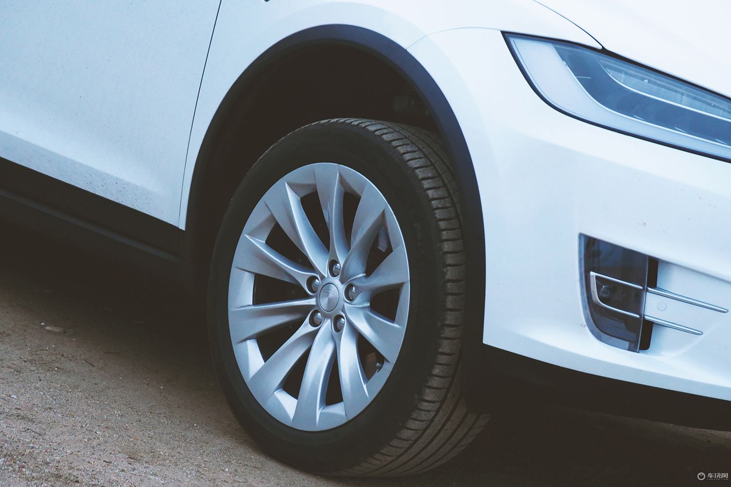 特斯拉modelx自驾游,特斯拉长续航modelx自驾海南