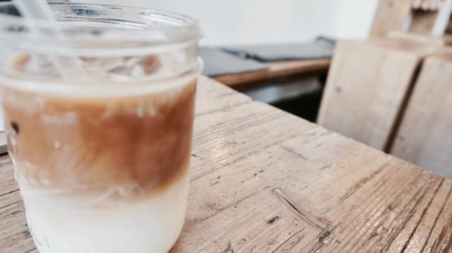 凡仕|在一家倔脾气的咖啡店,点一杯纯粹主义的咖啡