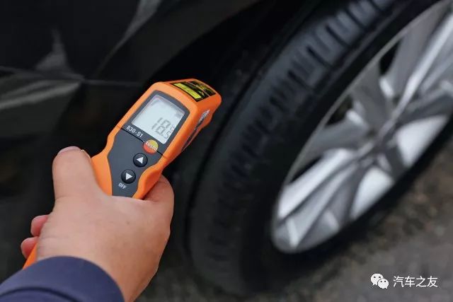 邓禄普轮胎ec300什么意思,邓禄普ec300+对比朝阳轮胎