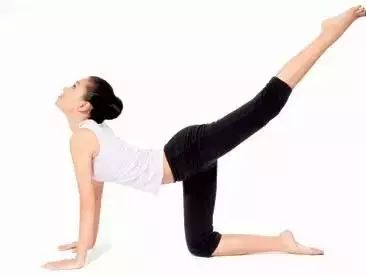 自制一杯甜甜的减肥水,最简单减肥水自制