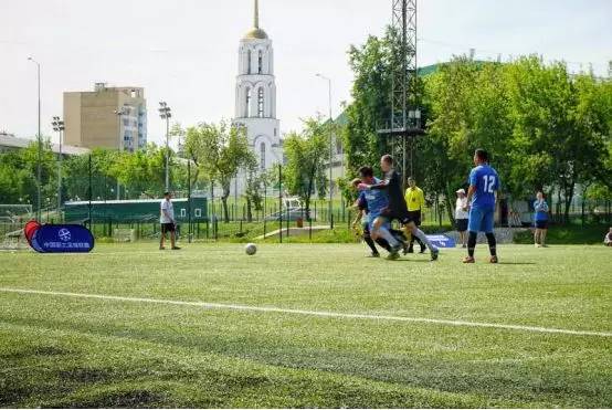 中国第一次进世界杯球迷有多疯狂,中国进入世界杯球迷有多疯狂