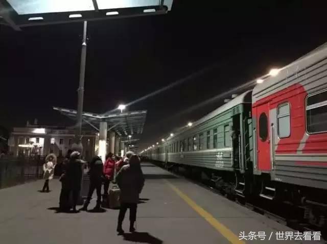 火车为什么要中铺,坐火车坐中铺好吗