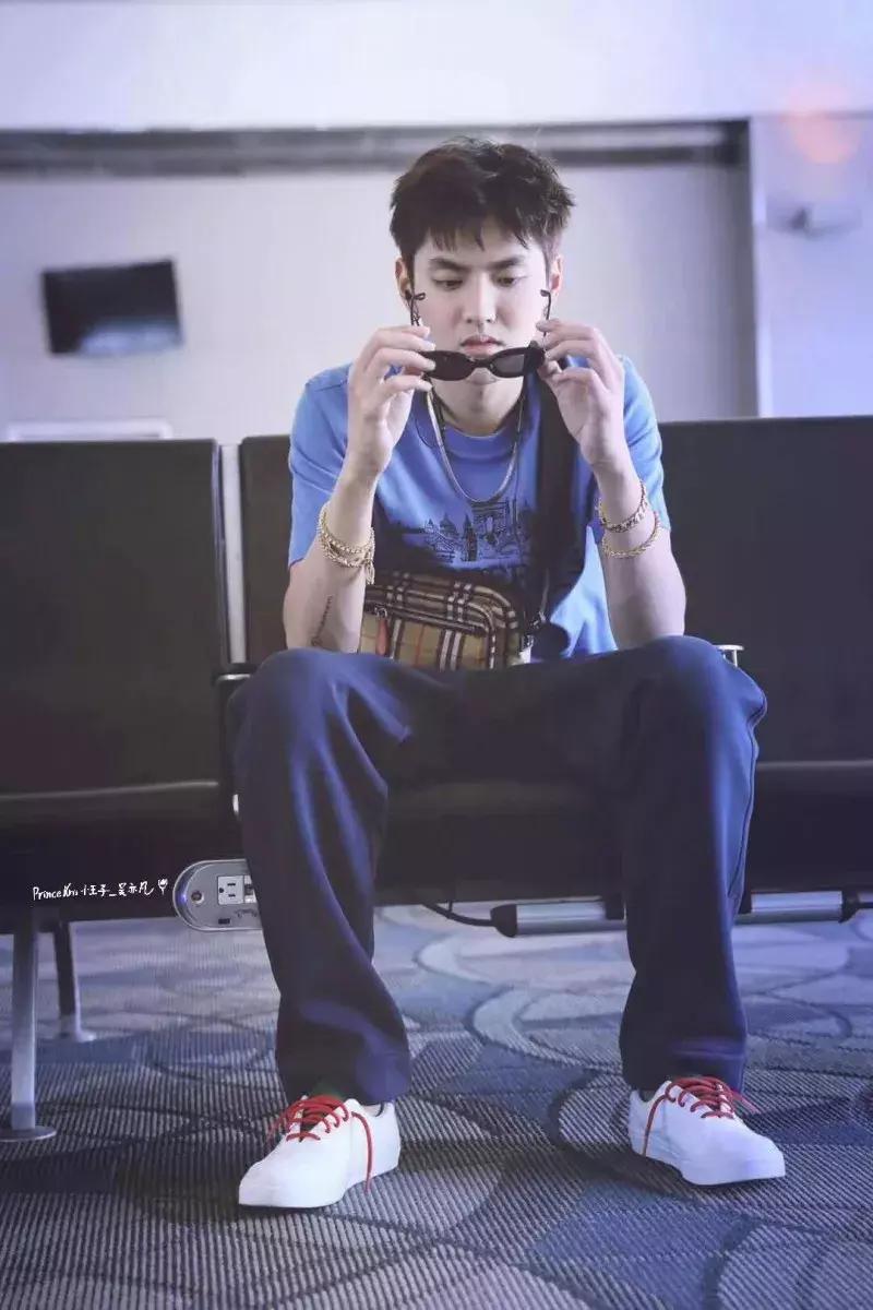 今夏性价比高的球鞋,颜色激进的球鞋