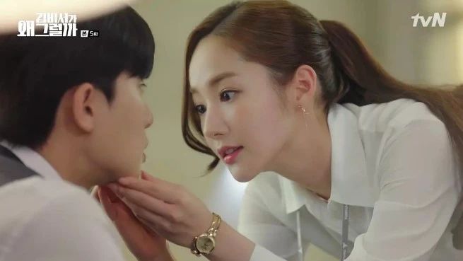 韩国甜宠剧霸道总裁,高甜韩剧片段霸道总裁