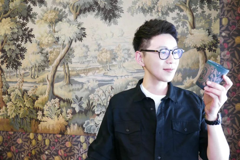 为什么法国女人更优雅,为什么法国牌子那么贵