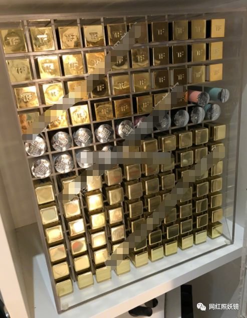 张辛苑用的化妆品,张辛苑化妆台图片