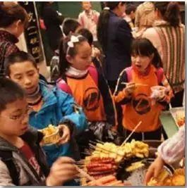 揪心！13厘米竹签插入两岁娃嘴里生命垂危！做家长的千万要注意！