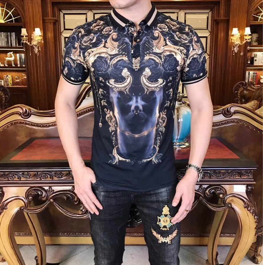 versacejeanscouture和范思哲的区别,versacet恤范思哲