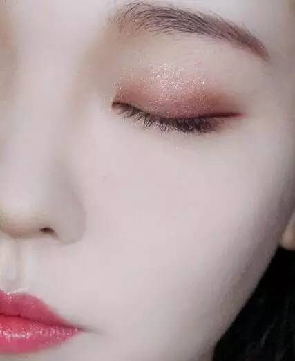 日常眼妆就这么画吧简单好学,这种眼妆画出来真的混血感十足