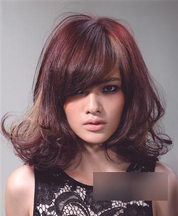 国字脸50岁女适合什么发型,适合十五岁女生的发型