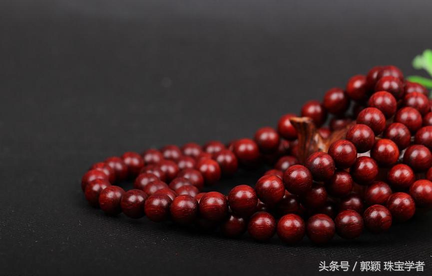 小叶紫檀盘玩用上油吗,小叶紫檀吊坠怎么盘玩