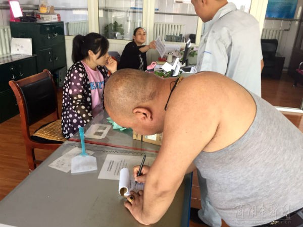 赚钱利器用户首选混动版福田时代小卡