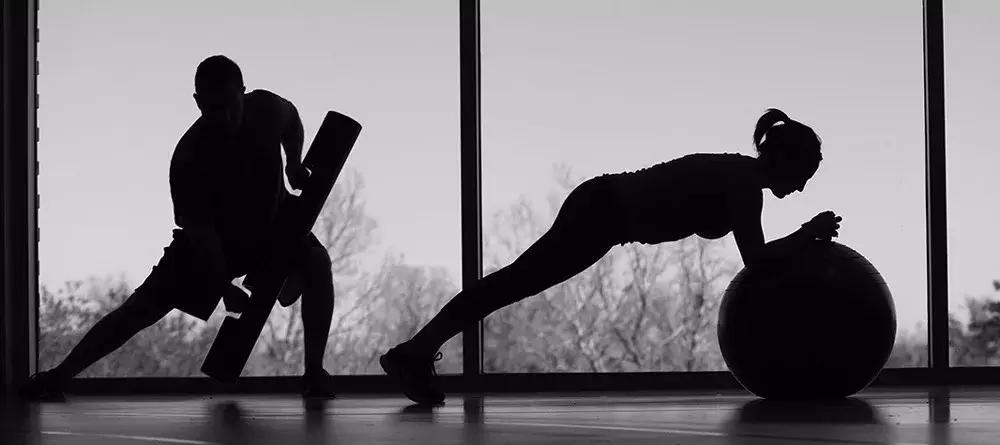 你是在锻炼身体还是在练功,新手健身应该全练还是针对性训练